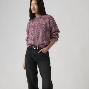 💓 Levi’s Women's Sweater Sz: XL